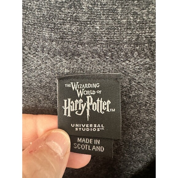 Harry Potter Slytherin Cardigan Universal Studios Wool Scotland Sz S - Picture 2 of 8
